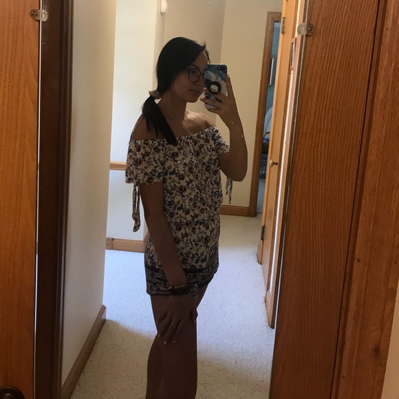 floral romper - Picture 5 of 5